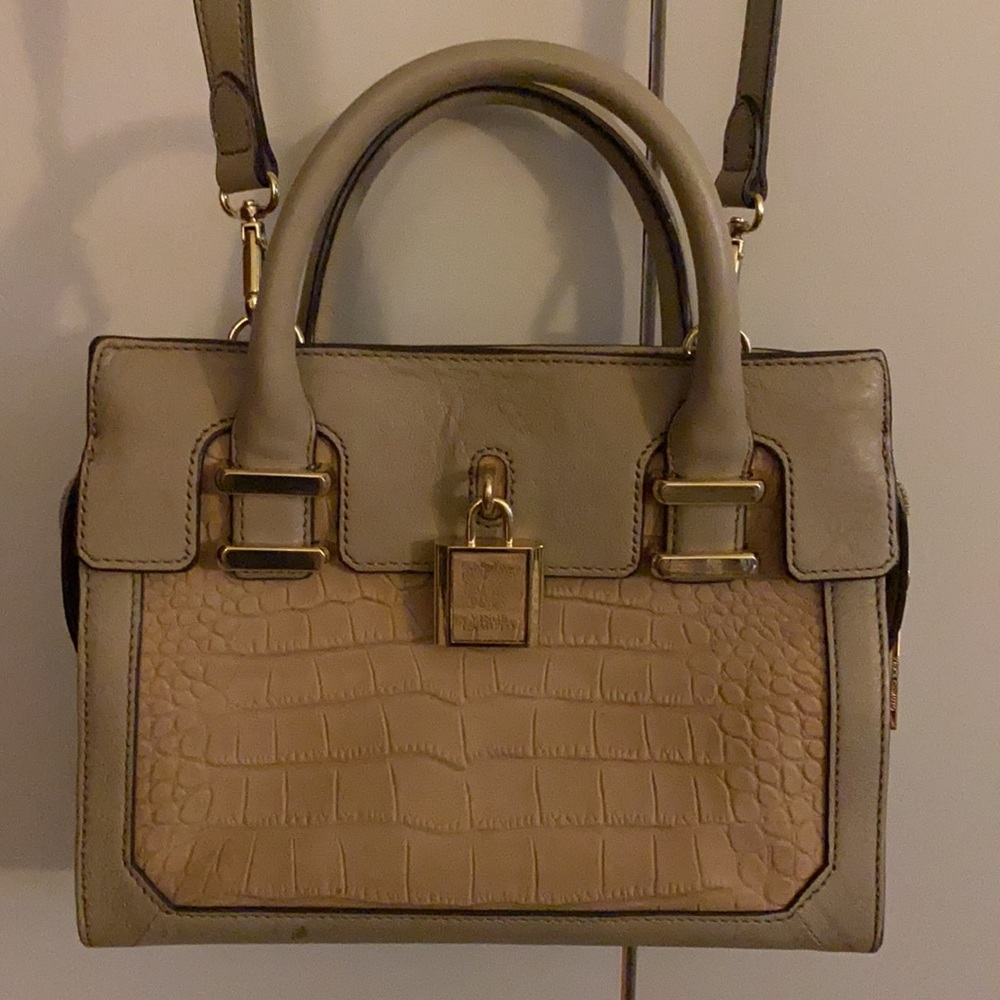 Vince Camuto Crossbody